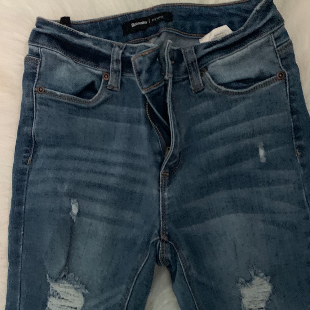 Jeans - Picture 2 of 3